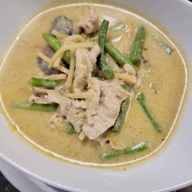 Green Curry + Side.