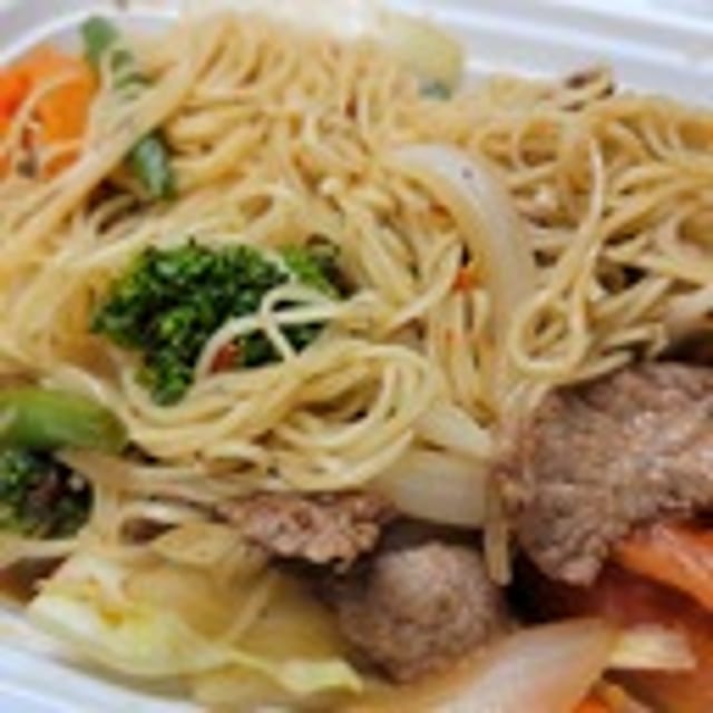 Ba Mee Pad - Lunch.