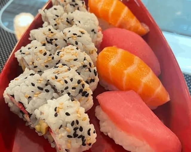 <Nigiri* & California Roll Combo $22.